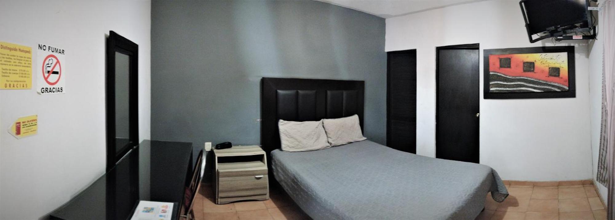Laguna Inn Torreón Esterno foto