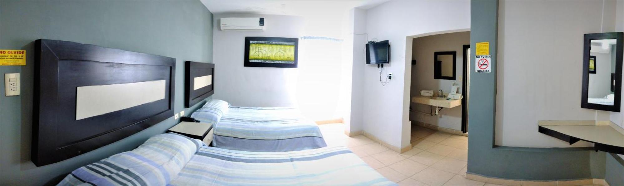 Laguna Inn Torreón Esterno foto